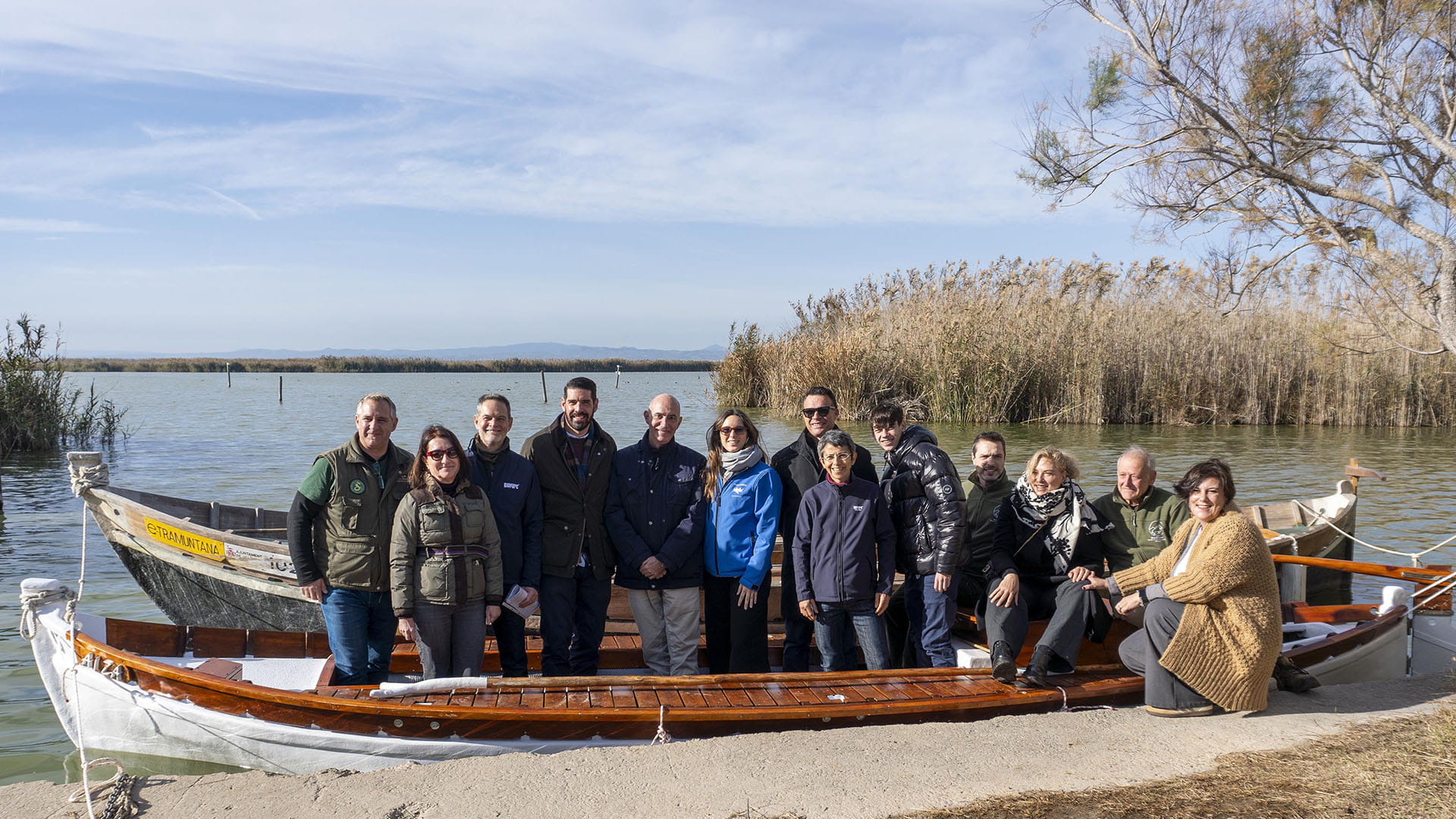 La barca donada por AIZA con el apoyo de Fundación BIOPARC, esencial para vigilancia y conservación de la Albufera de Valencia